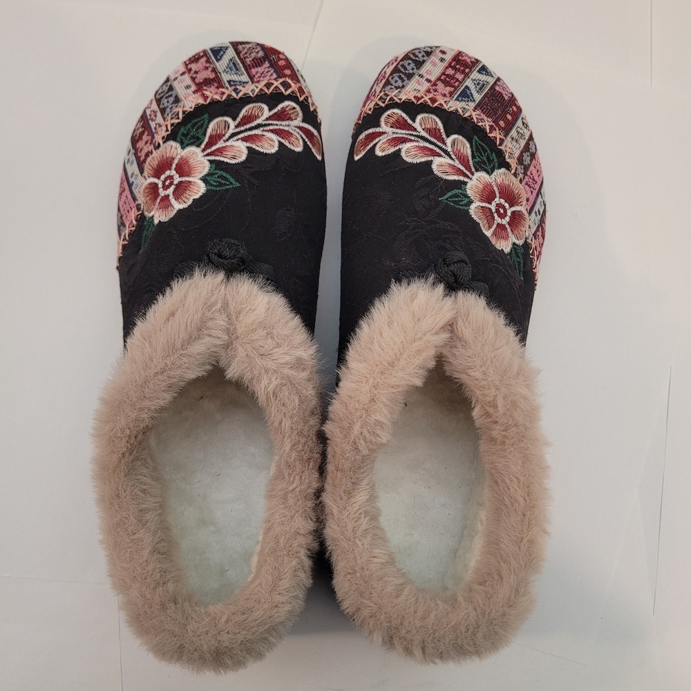 Lian Women Size 11 Black Traditional Chinese Embroidered Floral Slipper Mules - Picture 3 of 9